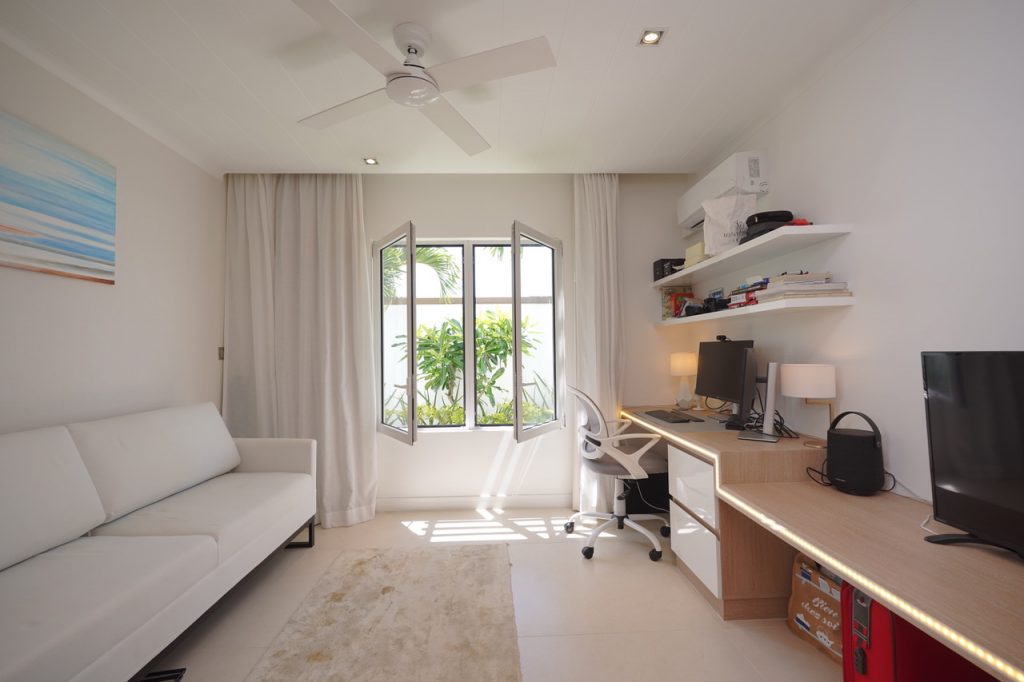 Spacieuse Villa 301 m2 avec  4 chb + 1 bureau à Grand Baie