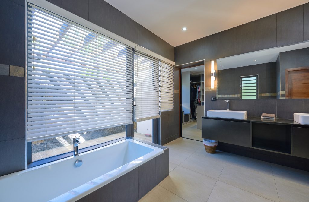 Spacieuse Villa 4 Chb de 369 m2 à Pereybère