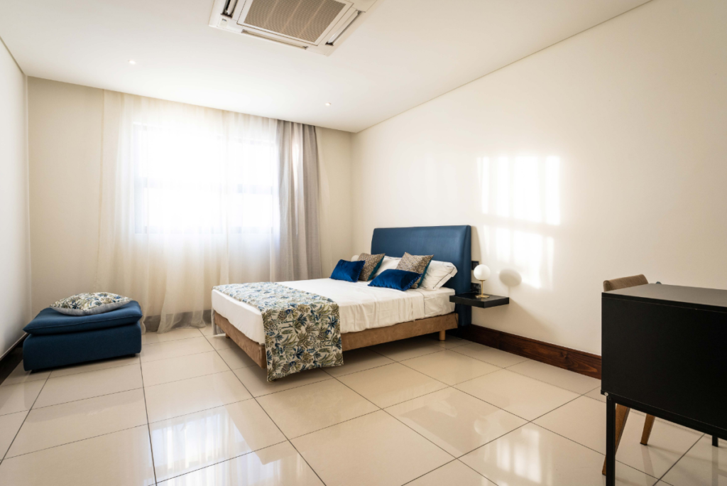 Appart rénové meublé 245 m2 1 chb Grand Baie