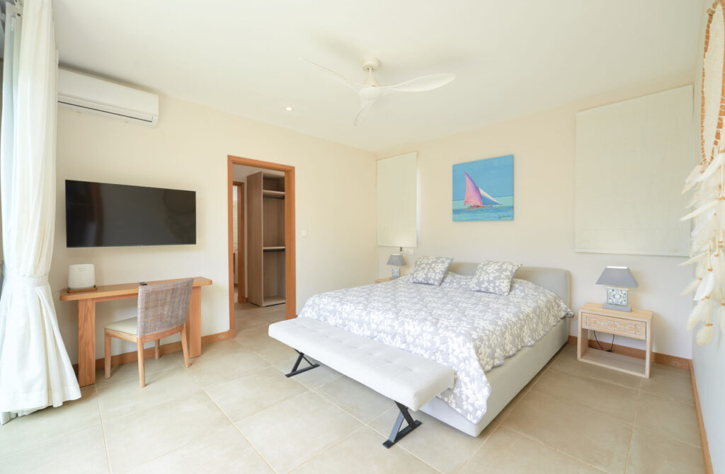 Villa moderne 3 chb + 1 studio dans complexe exclusif