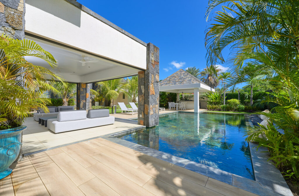 Spacieuse Villa 4 Chb de 369 m2 à Pereybère